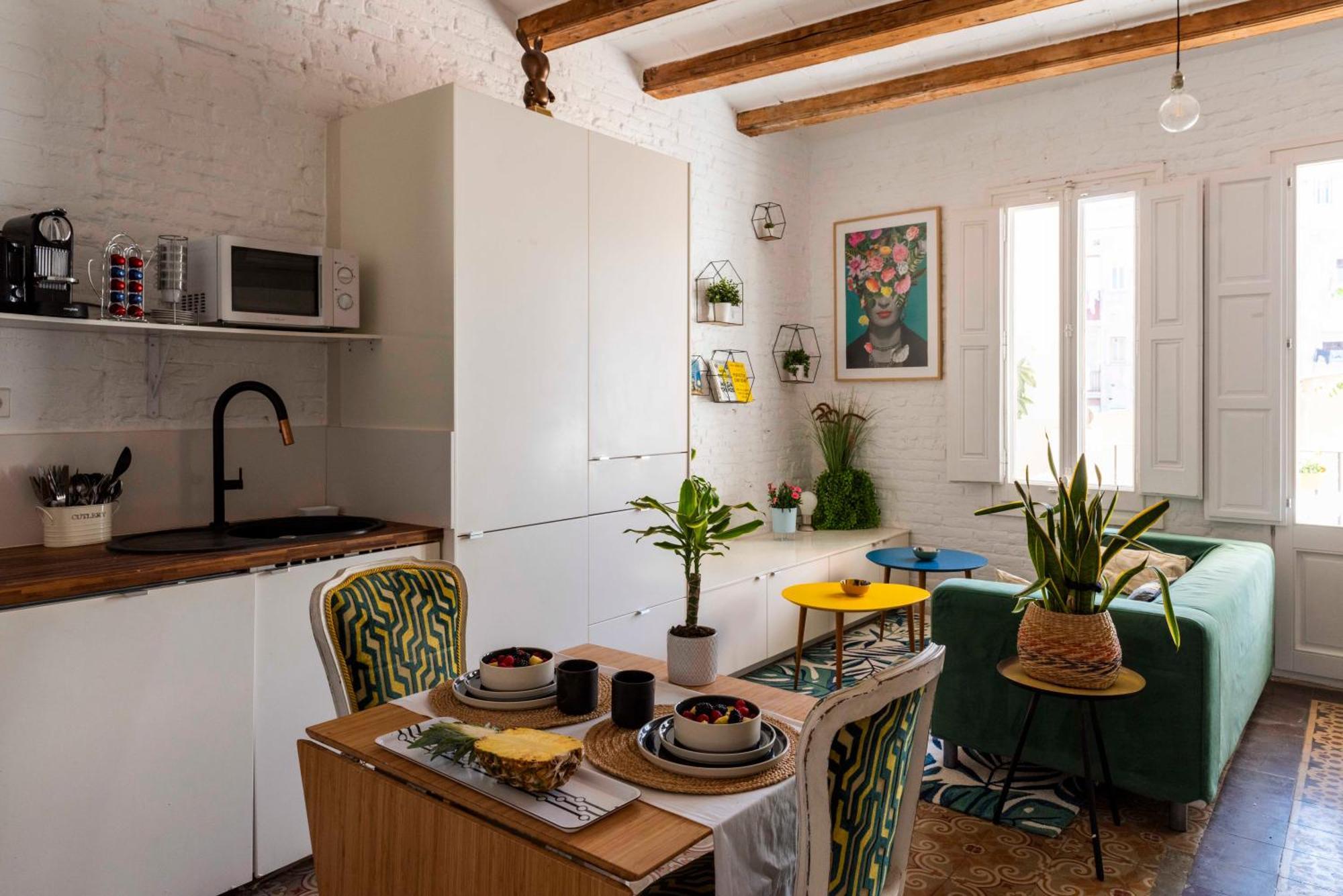 Enchanting 2 Bedroom Flat With Terrace Near Placa Espanya Barcelona Exterior foto